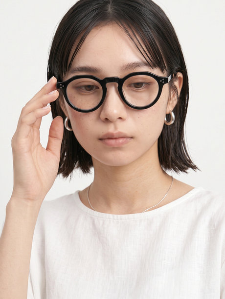 同じモデルによるクラウンパント着用