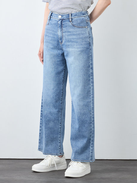 ソフトストレッチデニムワイドパンツ 背面